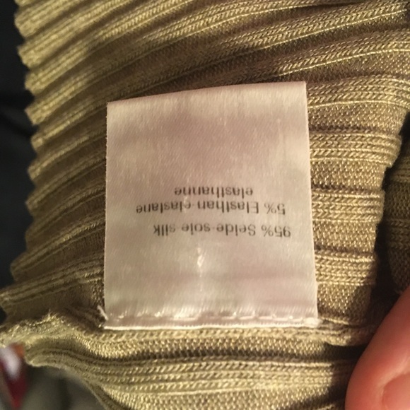 AKRIS Beige Ribbed Turtleneck Sweater M - Picture 4 of 4